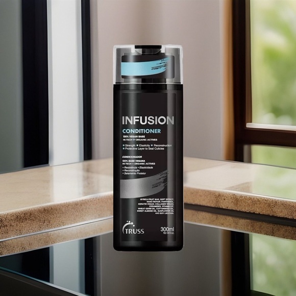 TRUSS Professional Infusion Conditioner for Dry Damaged Hair Hydrating Treatment - Picture 5 of 16
